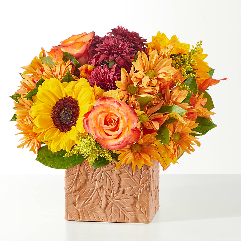 The Outdoors Bouquet – Awesome Blossom Florist, San Antonio TX