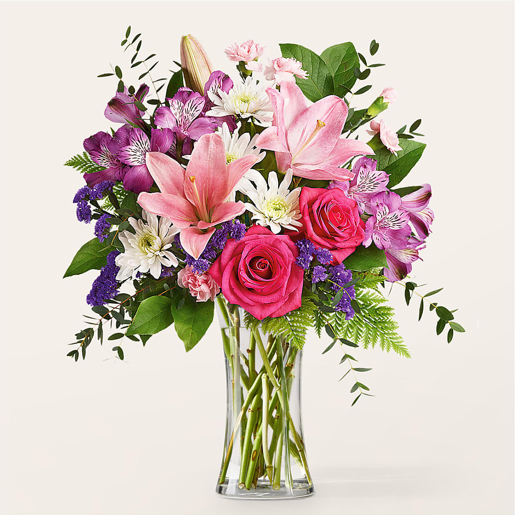 Lace & Pearls Bouquet – Awesome Blossom Florist, San Antonio TX