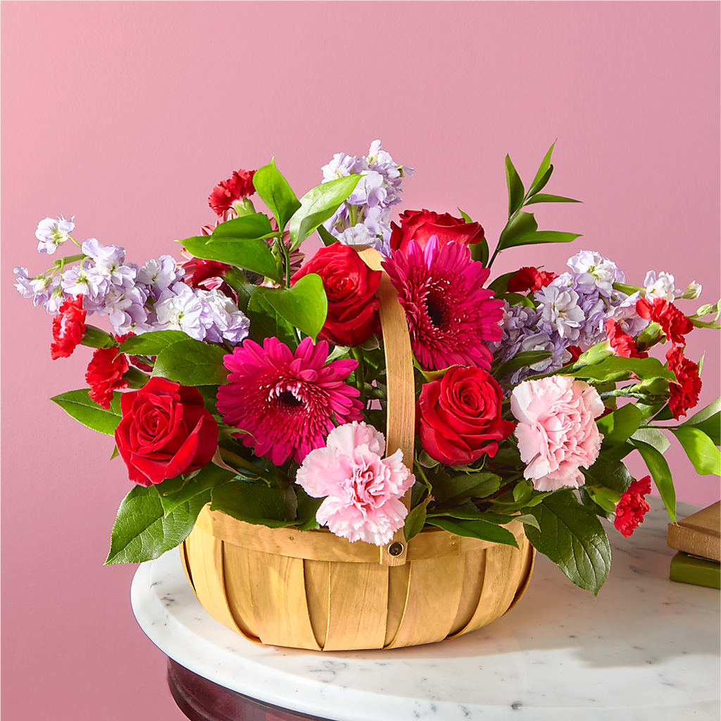 Pink Picnic Basket – Awesome Blossom Florist, San Antonio TX