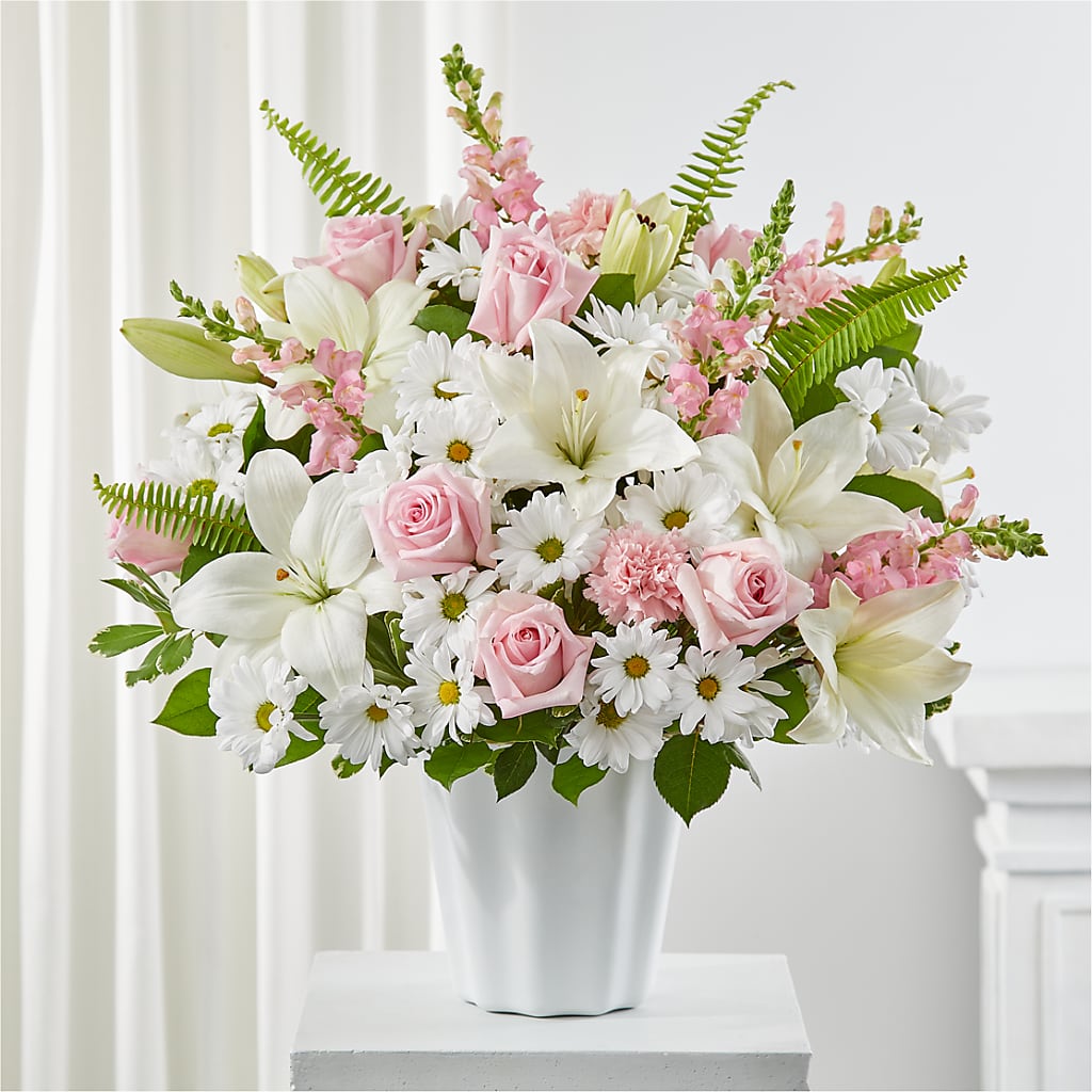 Soft Touch Tabletop Basket – Awesome Blossom Florist, San Antonio TX