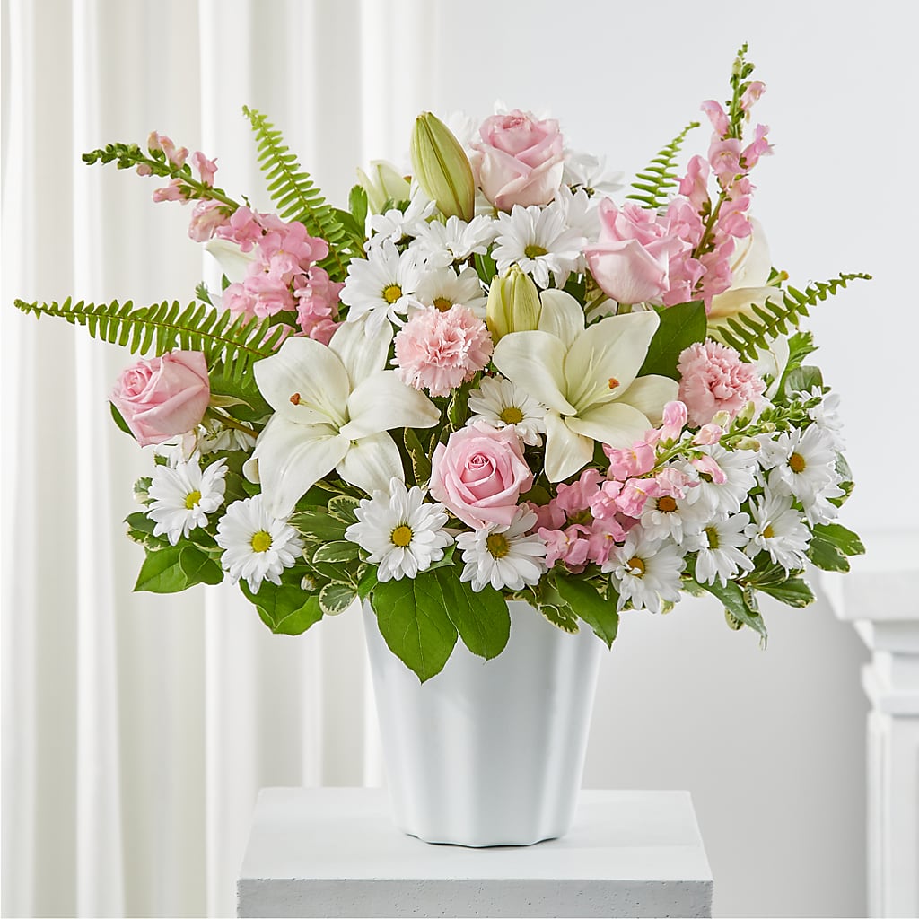Soft Touch Tabletop Basket – Awesome Blossom Florist, San Antonio TX
