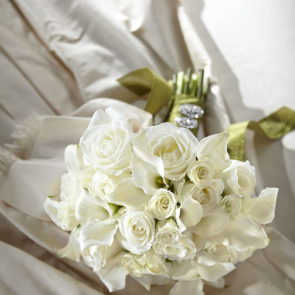 Serene Highness Bouquet – Awesome Blossom Florist, San Antonio TX