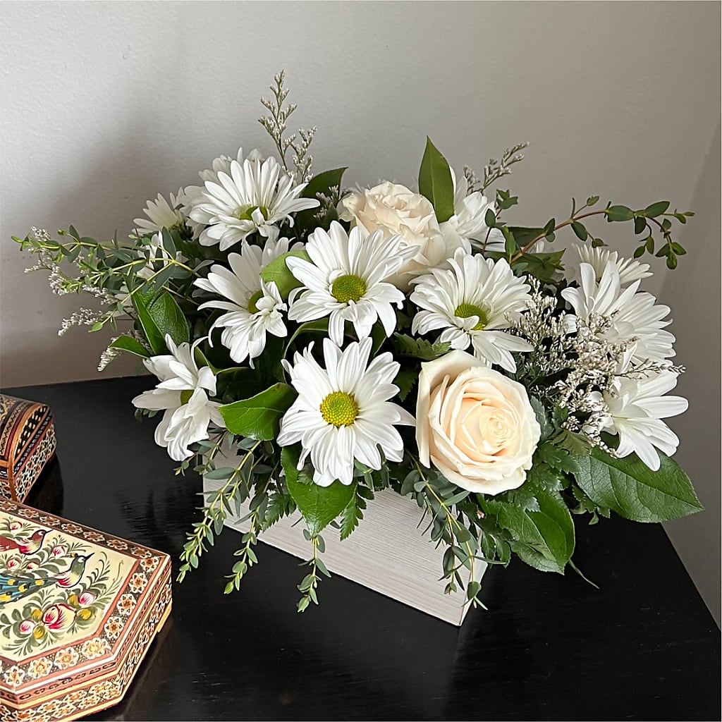 Fresh Linen Box Bouquet –  Awesome Blossom Florist, San Antonio TX