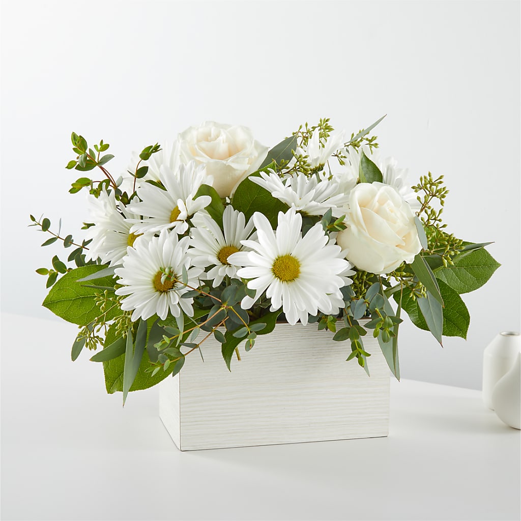 Fresh Linen Box Bouquet –  Awesome Blossom Florist, San Antonio TX