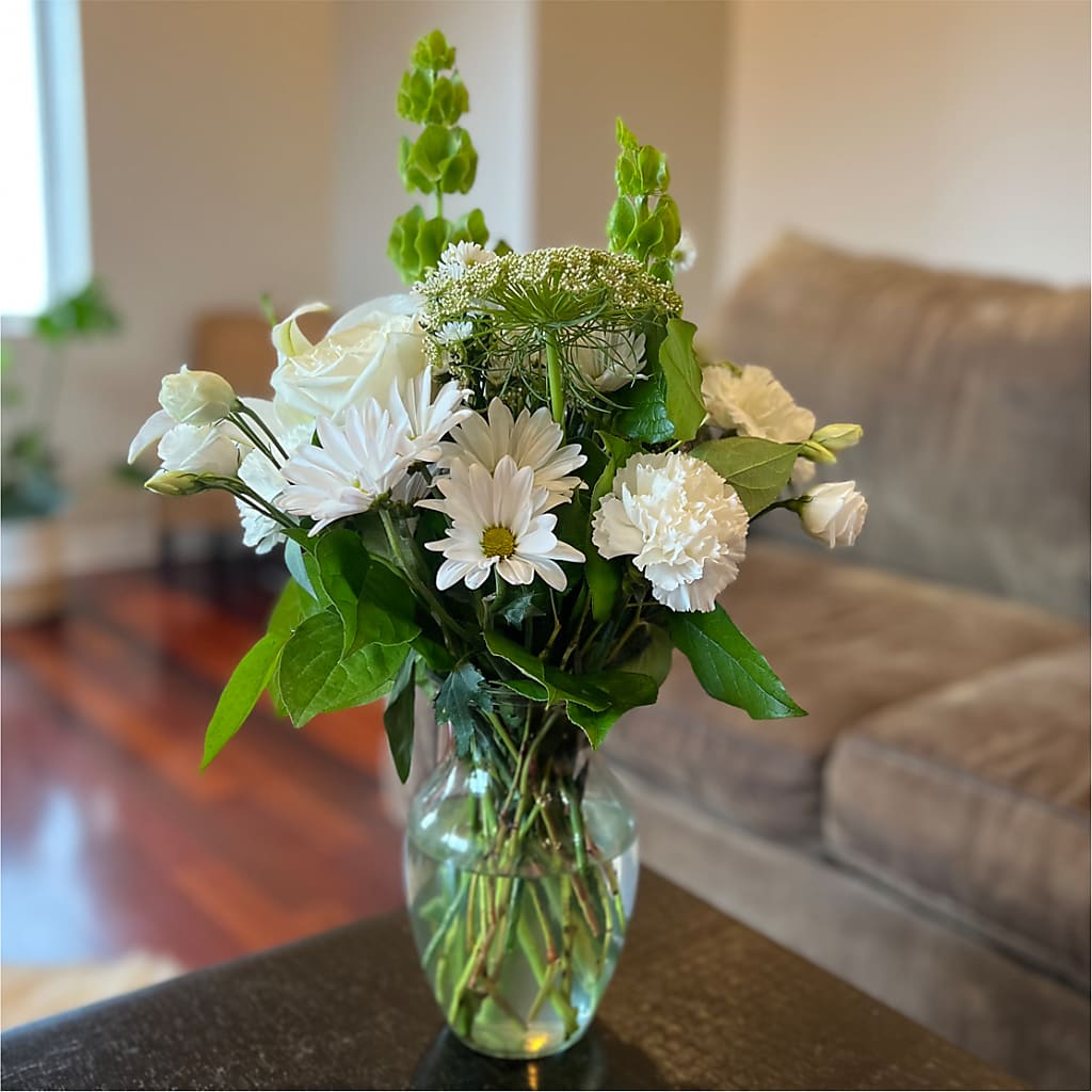 Classic Ivory – A Florist Original –  Awesome Blossom Florist, San Antonio TX