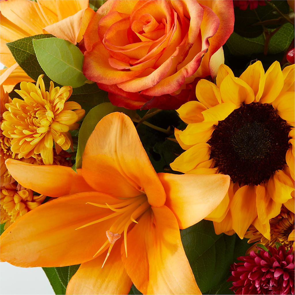 Grateful Centerpiece –  Awesome Blossom Florist, San Antonio TX