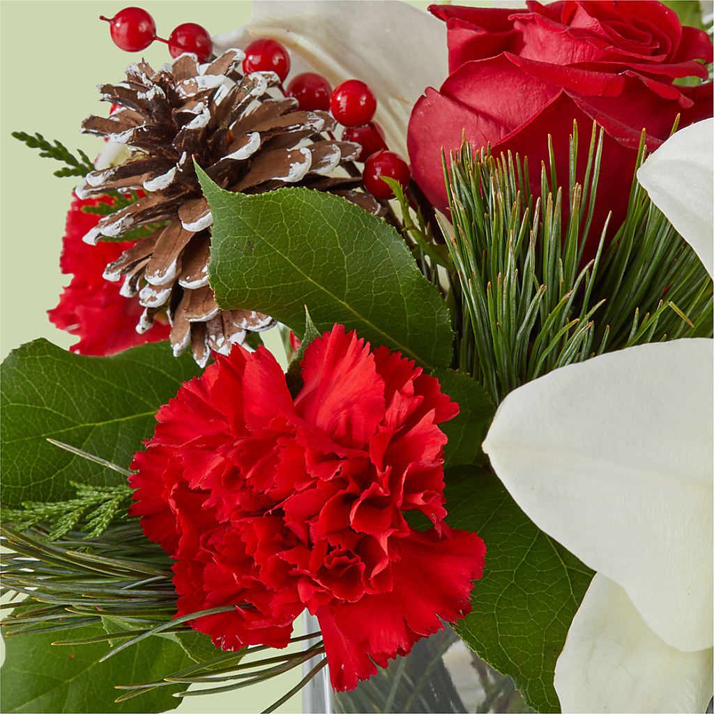 Glistening Icicles Bouquet –  Awesome Blossom Florist, San Antonio TX