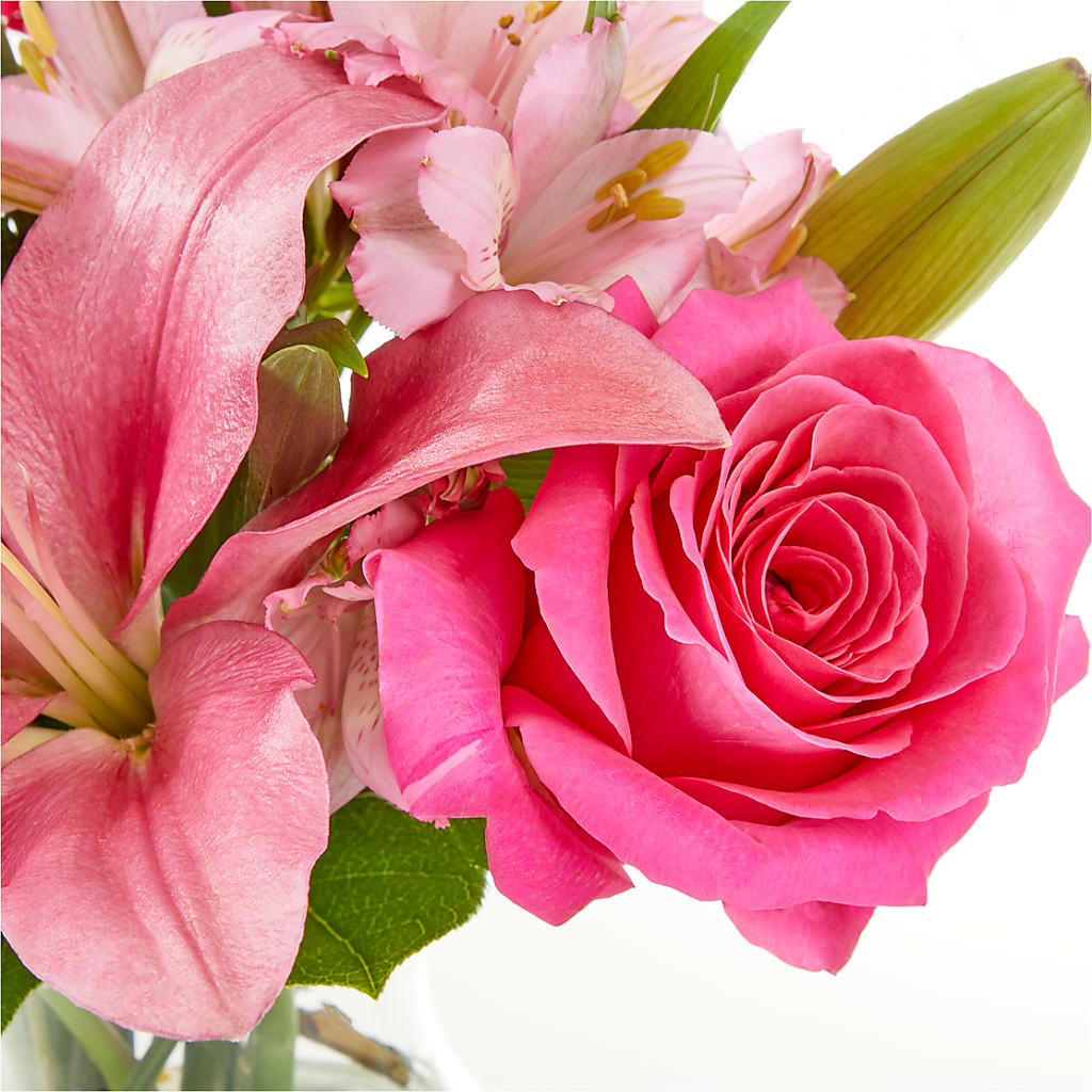 Lots of Love Bouquet –  Awesome Blossom Florist, San Antonio TX