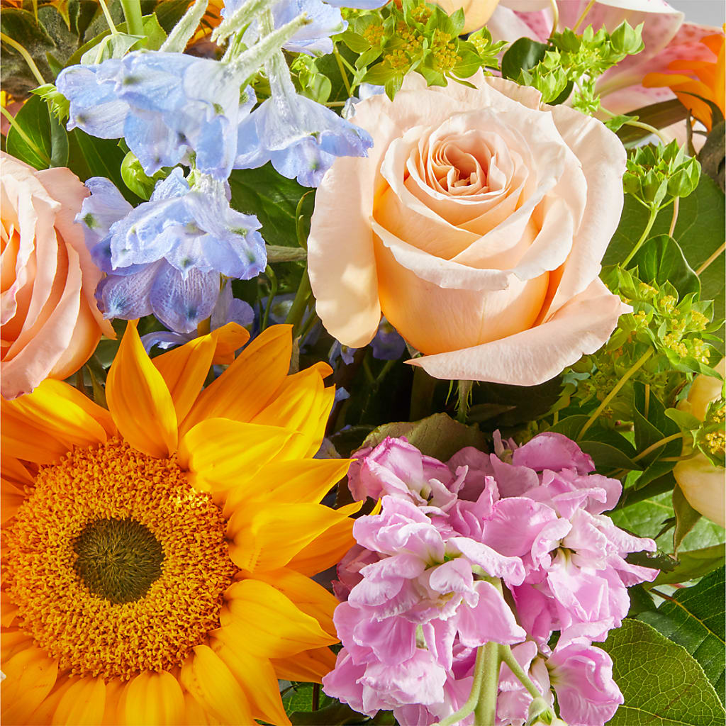 Dreamy Meadows Bouquet –  Awesome Blossom Florist, San Antonio TX