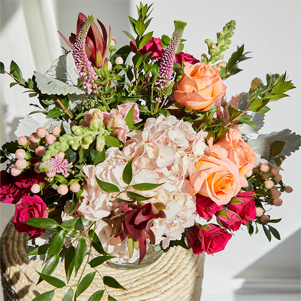 Glitz & Glam Bouquet –  Awesome Blossom Florist, San Antonio TX