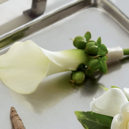 White Calla Boutonniere –  Awesome Blossom Florist, San Antonio TX
